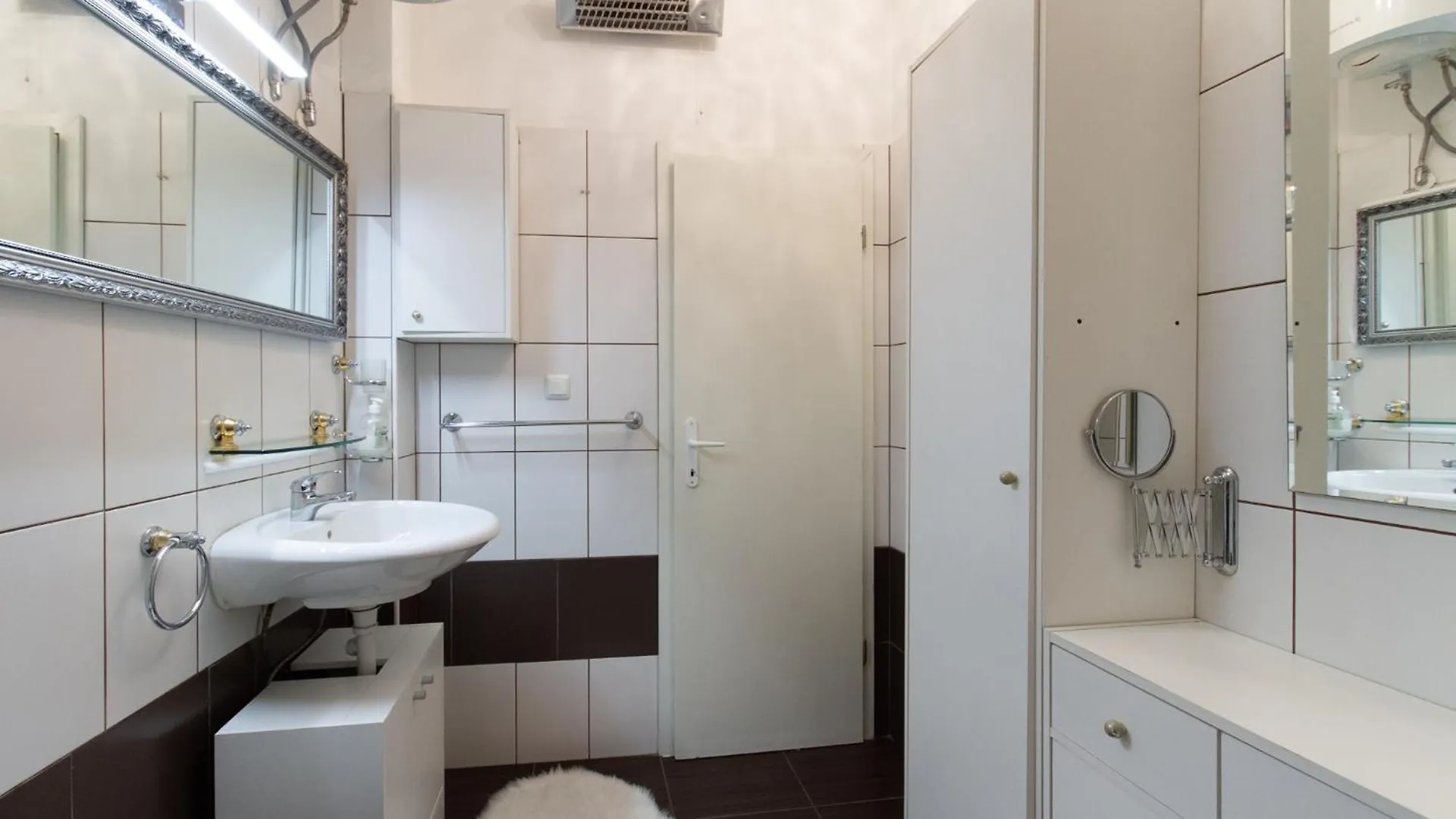B&B Apartments Coli Apatrman Viola Self Check On The Ground Floor Bakar